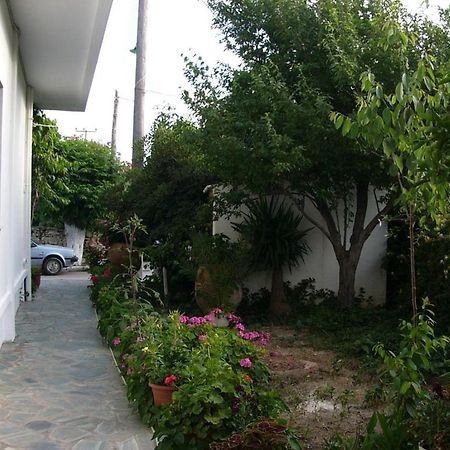 Oasis Studios Palaiochora Exteriör bild